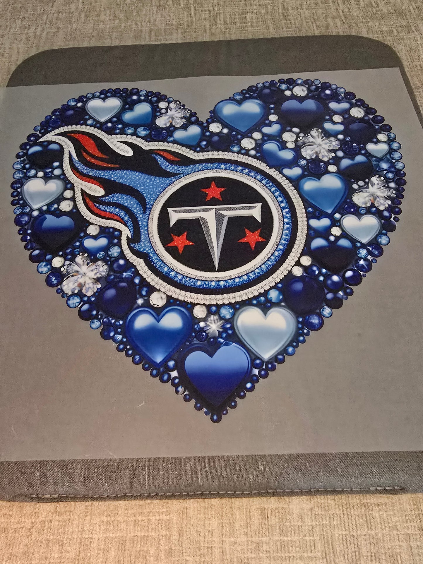 FB18 Titans Heart DTF Regular