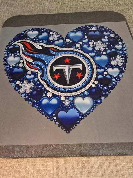 FB18 Titans Heart DTF Regular